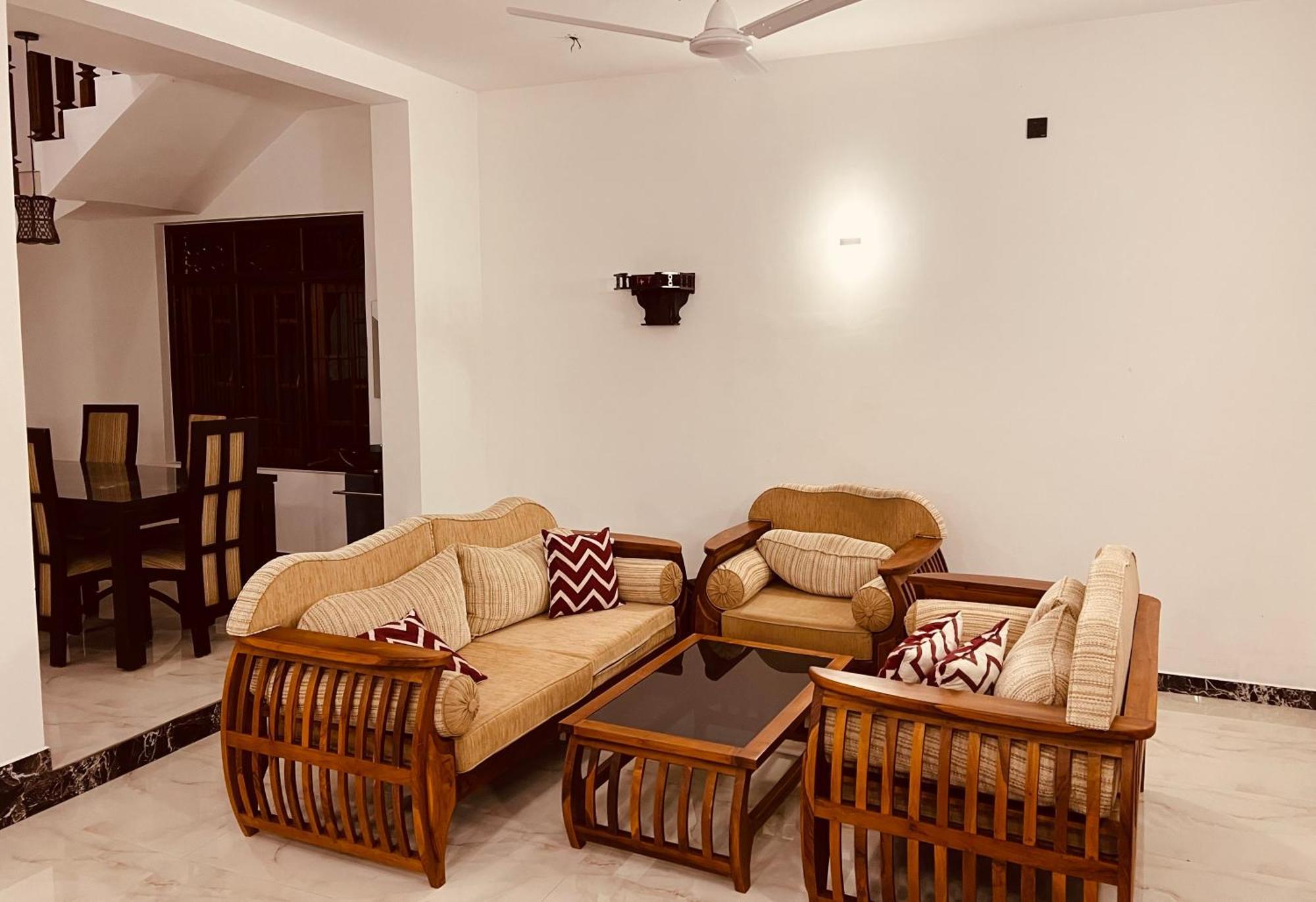 Ahasna Airport Villa Negombo Dış mekan fotoğraf