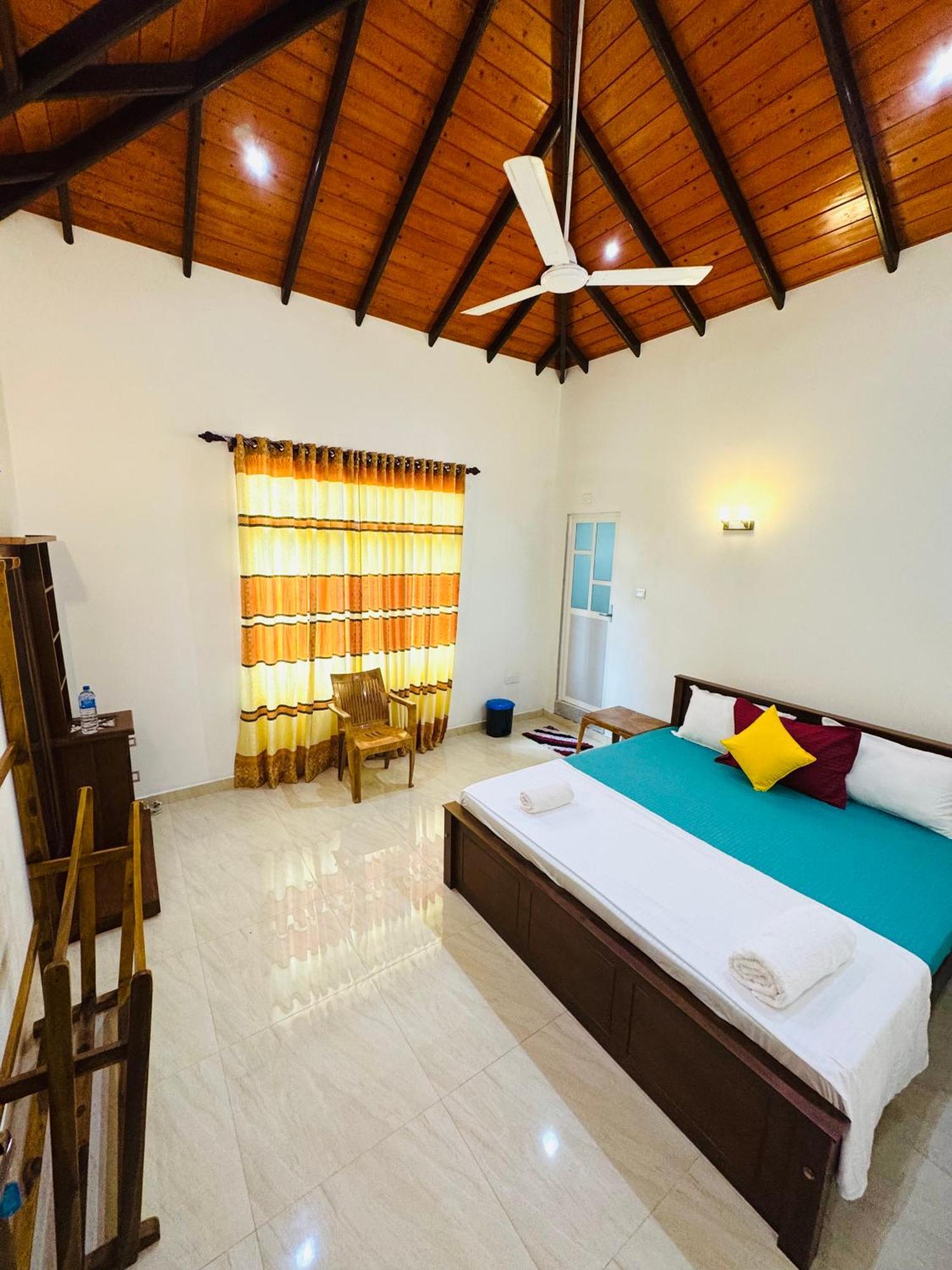 Ahasna Airport Villa Negombo Dış mekan fotoğraf