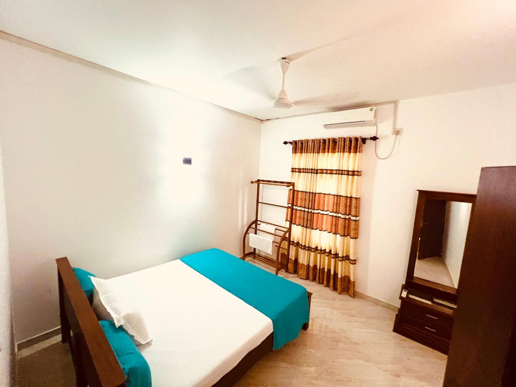 Ahasna Airport Villa Negombo Dış mekan fotoğraf