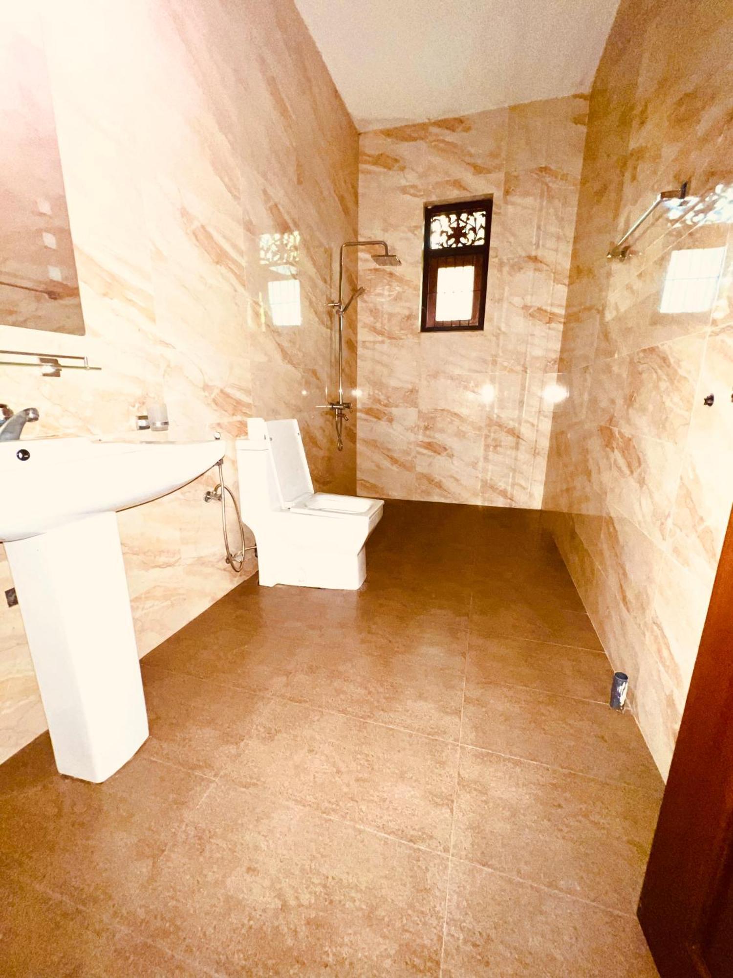 Ahasna Airport Villa Negombo Dış mekan fotoğraf